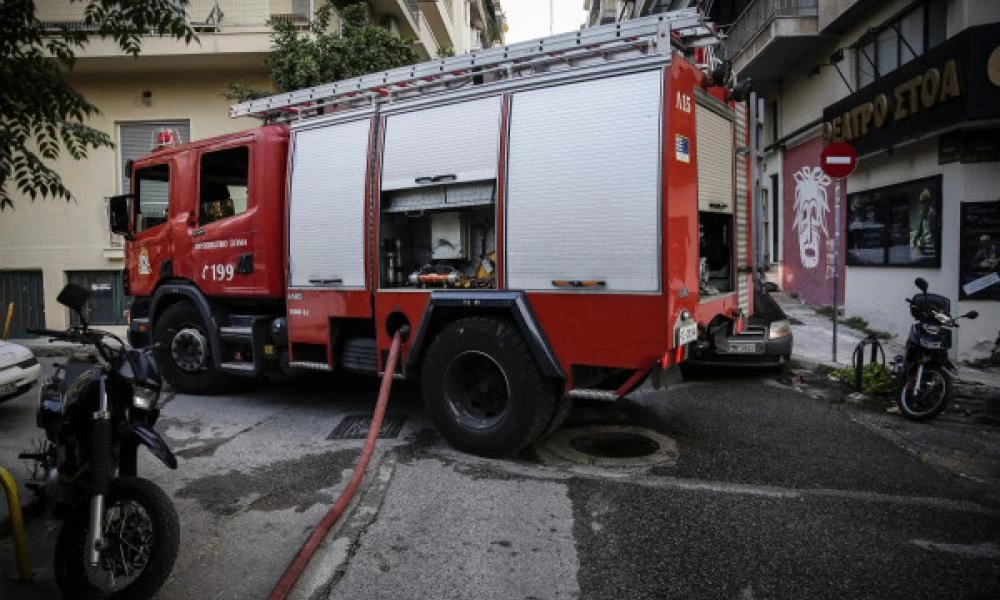Πυρκαγιά σε κτίριο στη Λιοσίων - Διακοπή κυκλοφορίας